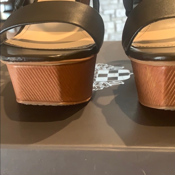 Sandals healed - Picture 5 of 8